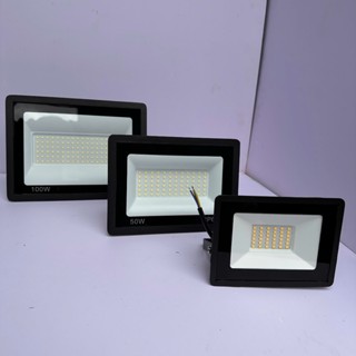  Đèn pha led ngoài trời 30w 50w 100w đèn pha lắp quán ăn biển quảng cáo ,quán cà phê  sân vườn. Đèn pha IP66 điện 220v 