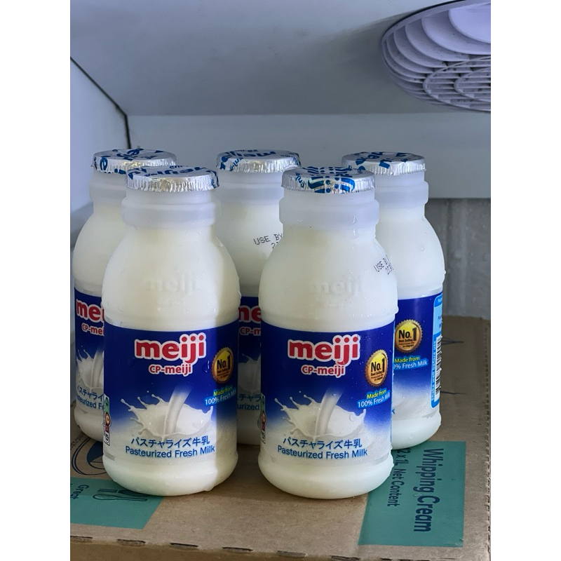 Meiji thanh trùng chai 200ml vị nguyên chất
