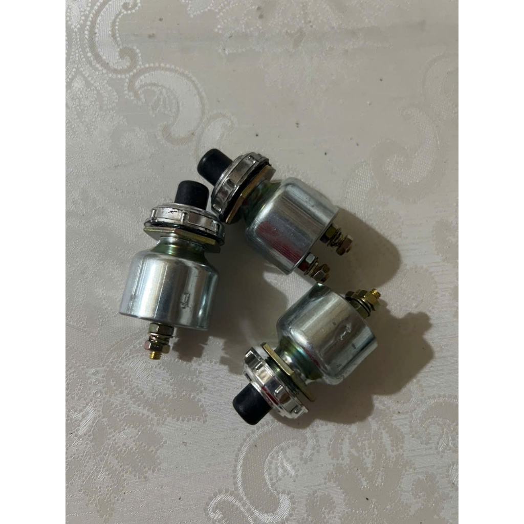 Núm còi sắt, công tắc còi loại sắt , nháy kèn loại tốt