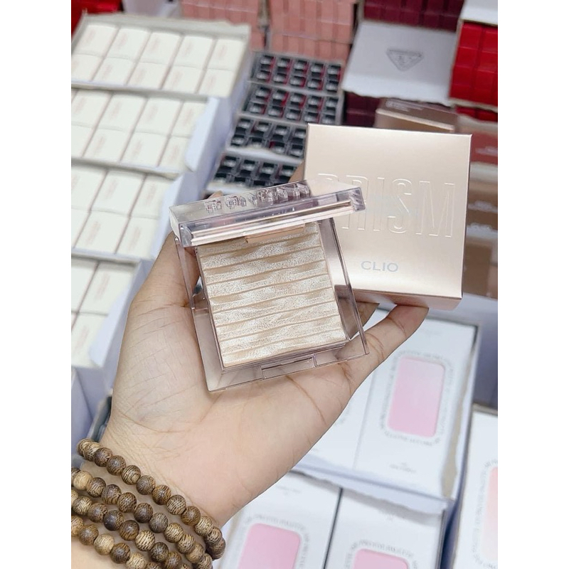 PHẤN BẮT SÁNG HIGHLIGHT CLIO PRISM #01 GOLD SHEER