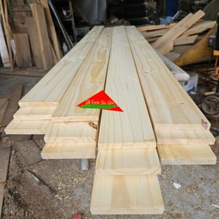 Gỗ thông dài 1m8 x rộng 10cm x  dày 1.3cm bào láng 2 mặt dùng đóng kệ,giường pallet,chậu trồng cây,làm Homestay