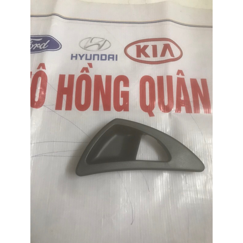 ỐP TAY MỞ CỬA TRONG DAEWOO NUBIRA