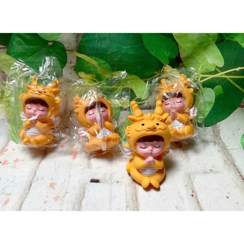 Bé rồng vàng + chân đế gắn phụ kiện 4cm trang trí bánh, bánh kem, rau câu