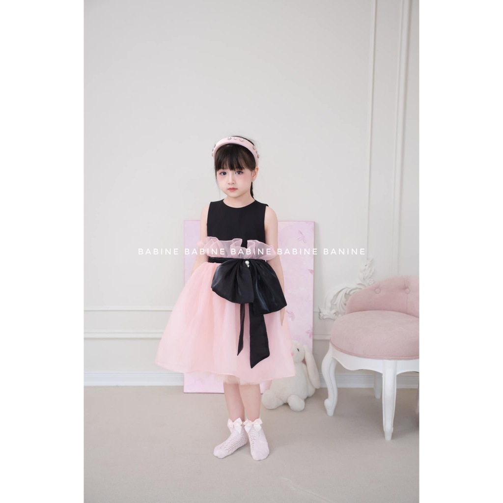 Olivia Dress - Váy công chúa cho bé 2 màu đen hồng phối nơ bản lớn Babine thiết kế