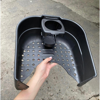 Rổ Giữa Appi Kèm Ly Để Nước Và Móc nhựa kiểu SH Gắn Xe Winner X/Exciter / Sirius