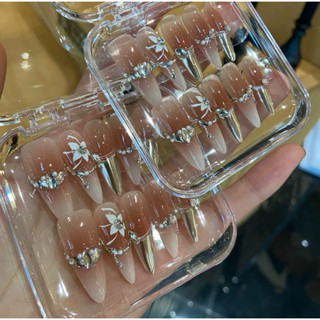 [A06 HÀNG THIẾT KẾ] Nail box - Móng tay giả thiết kế , màu thạch hồng, đính chính đá, form nhọn