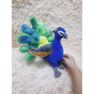 Gấu bông con chim công phụng