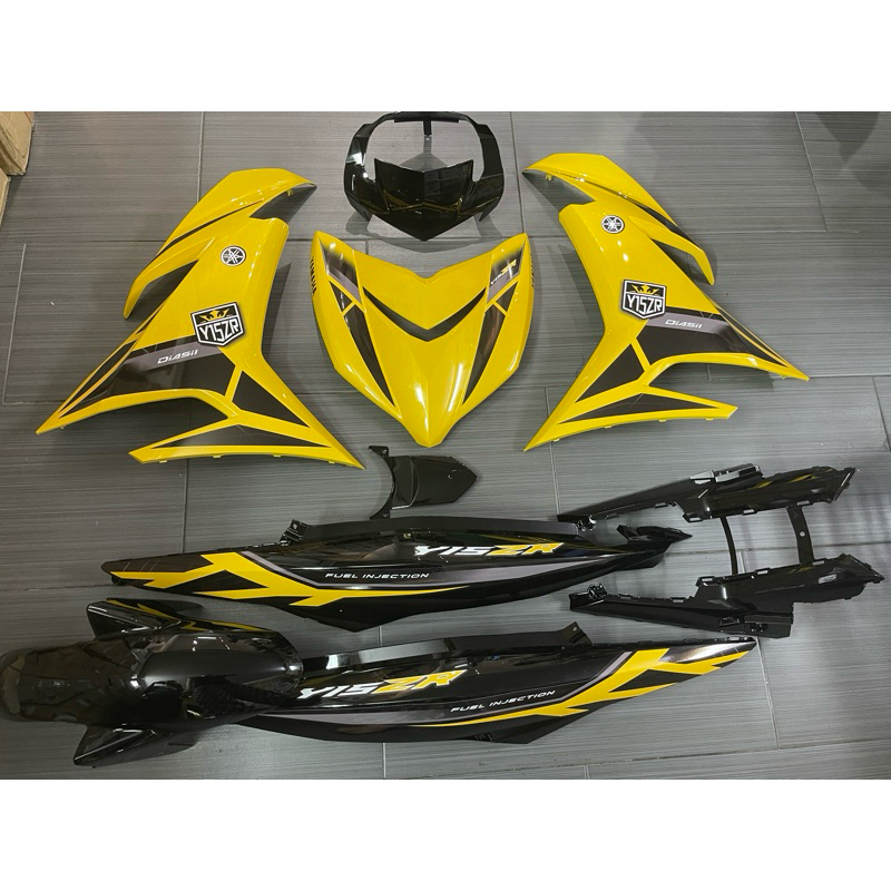 Dàn áo Exciter 150 vàng đen tặng kèm tem