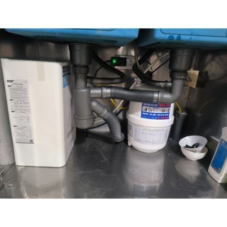 Máy lọc nước RO Karofi KAQ-U65 - Bảo hành Chính hãng 3 năm
