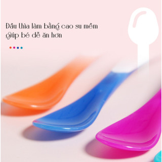 Set 4 thìa mềm báo nóng MUNCHKIN cho bé từ 3 tháng