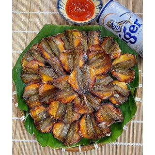 Gói 500Gam Khô Cá Chỉ Vàng Ghép Hình Hoa
