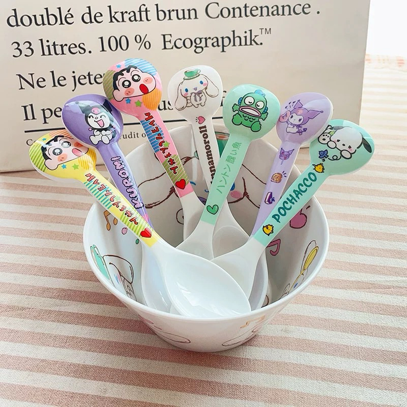 Thìa muỗng nhựa melamine 3D HelloKitty, Kuromi, Melody, Cinamoroll,  Shin Chan, Doremon Doraemon