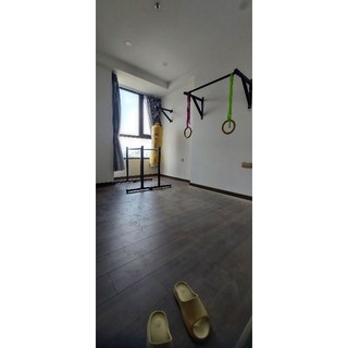 xà đơn treo tường