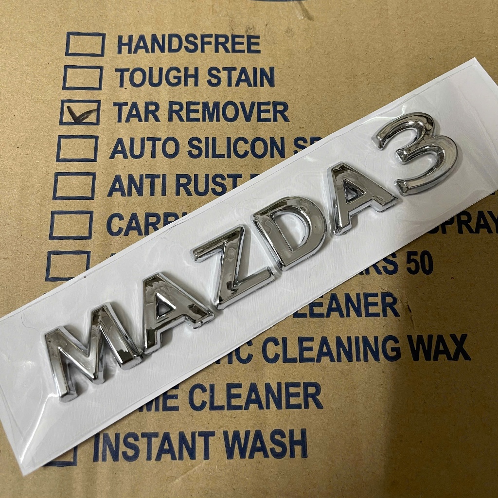 Chữ nổi Mazda 3 - Được dán phía sau xe Mazda 3 đời 2022