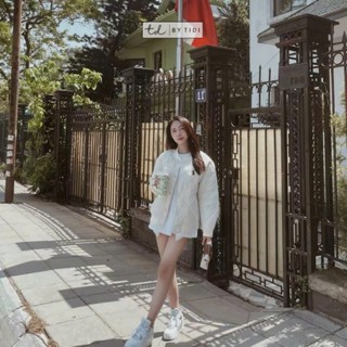 áo khoác phao bomber nữ cao cấp Hàn Quốc mùa đông trần bông 3 lớp khuy bấm thêu ngựa màu trắng be cá tính