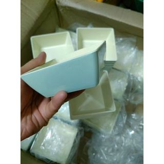 Set 10 bát nhựa phíp vuông