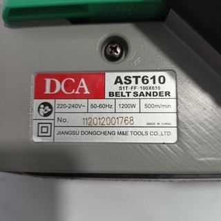 Máy chà nhám băng 1200W DCA AST610