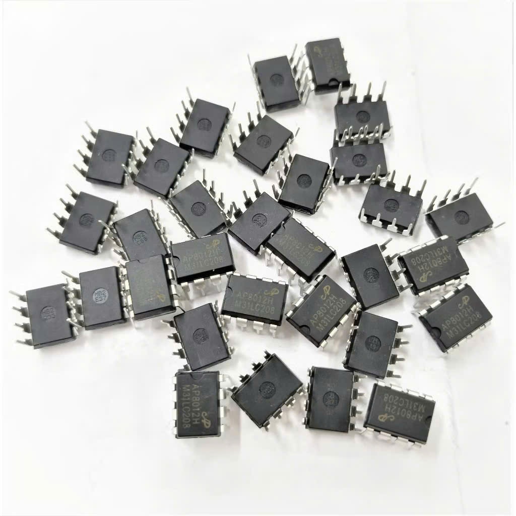 Combo 2 IC ( AP8012 )