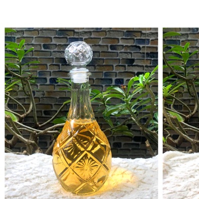 CHAI RƯỢU THUỶ TINH TRÒN CHÉO