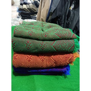 Khăn len thổ cẩm cho bà