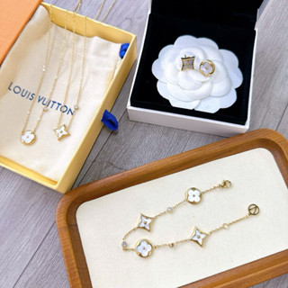 (có tách sét) Sét vòng cổ hoa tai trang sức titan sang chảnh shop Chavi Clothing