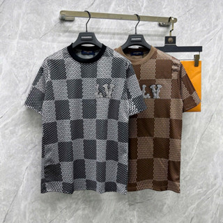 Áo phông nam nữ Premium Cotton Eo Vì dệt hoạ tiết ô caro nâu thêu logo đính đá ngực boy phố AP529P