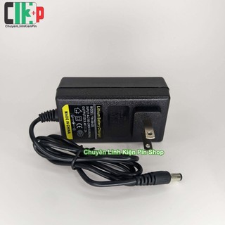 Sạc Lion 2S 8.4V 2A Tem vàng ( BL64_82 )