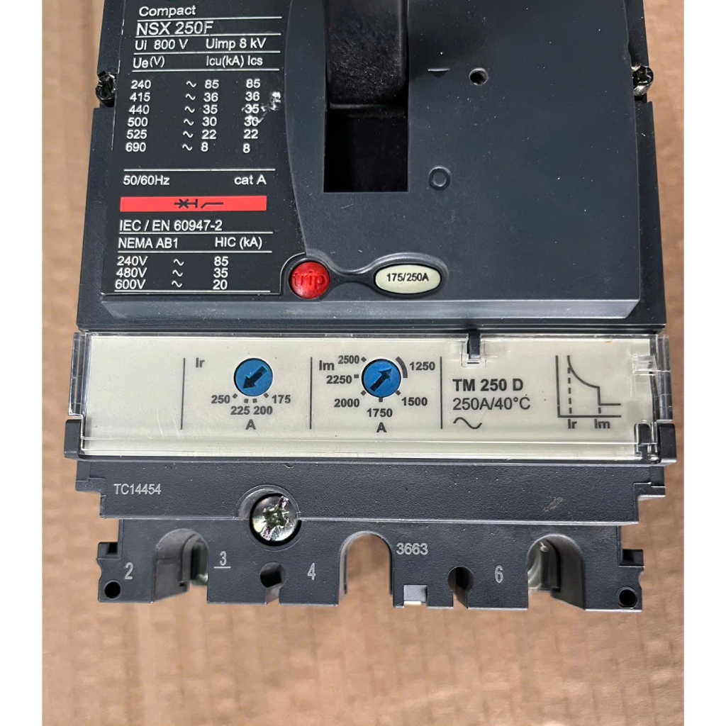 Breaker Schneider Compact NSX250F 2P 250A (175-250A)