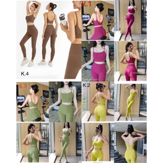 bộ đồ tập gym tập yoga mẫu chữ V khoét lưng sâu bra sẵn mút ngực may liền