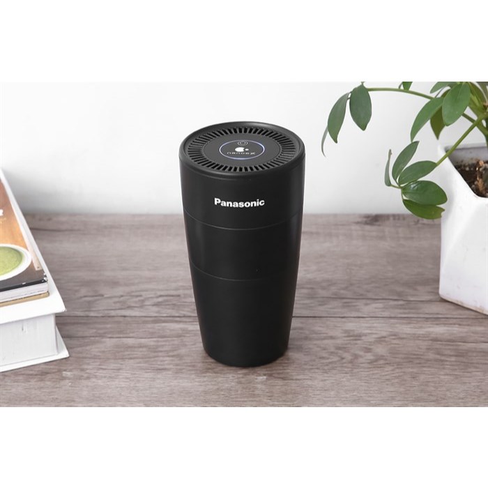 Máy lọc không khí và khử mùi Panasonic model F-GPT01A (sản phẩm phù hợp dùng trong xe hơi)