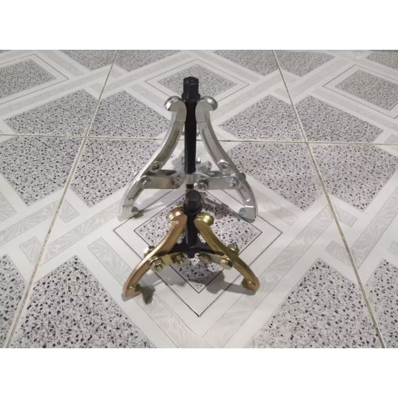 Cảo 3 chấu 4"(100mm) và 6"(150mm)