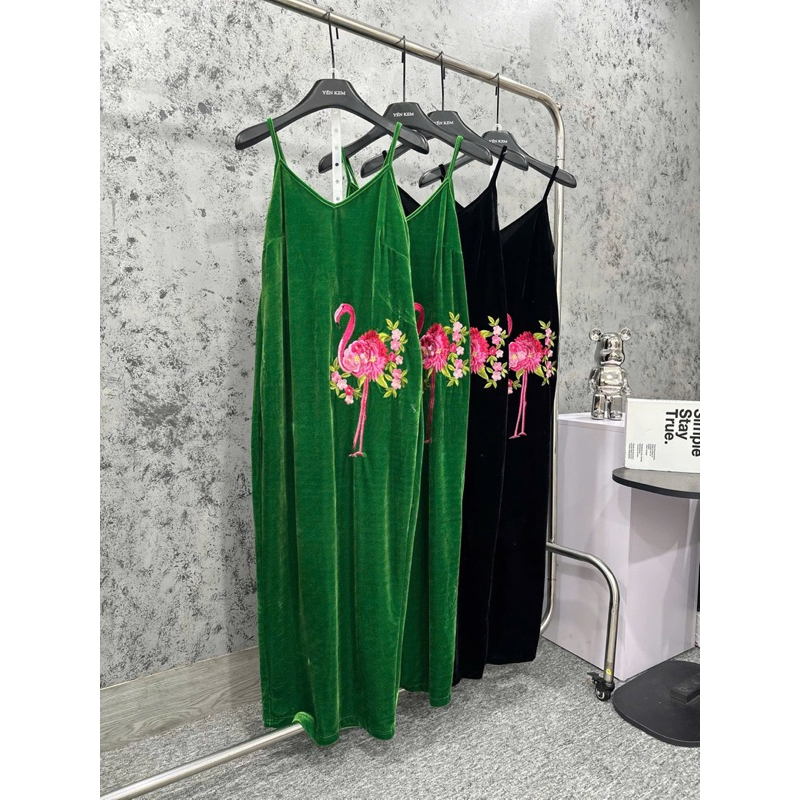 Váy nhung the hai dây thêu hạc xinh