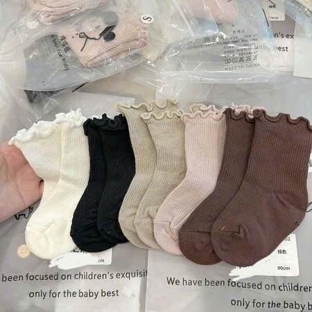 Tất cổ bèo style hàn quốc cho bé gái Baby City