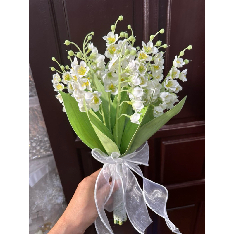 hoa cầm tay cô dâu (mã HCTAY27)