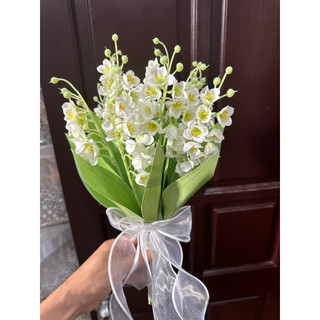 hoa cầm tay cô dâu (mã HCTAY27)