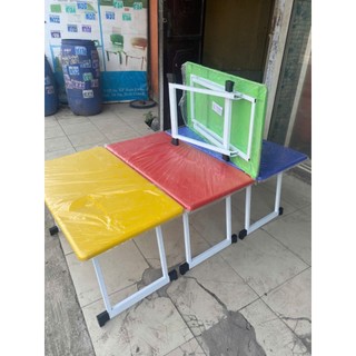Bàn Nhựa Chân Gấp Cho Bé, Thân Thiện, An Toàn, Thân Thiện Với Môi Trường