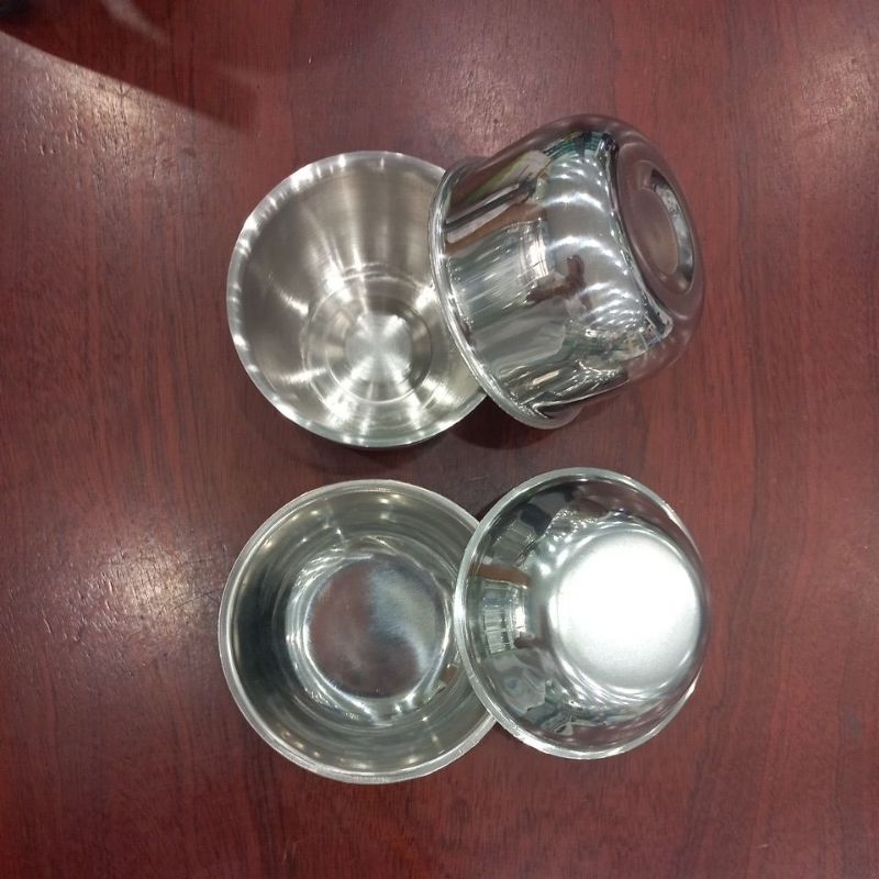 Chén inox dùng trong y tế