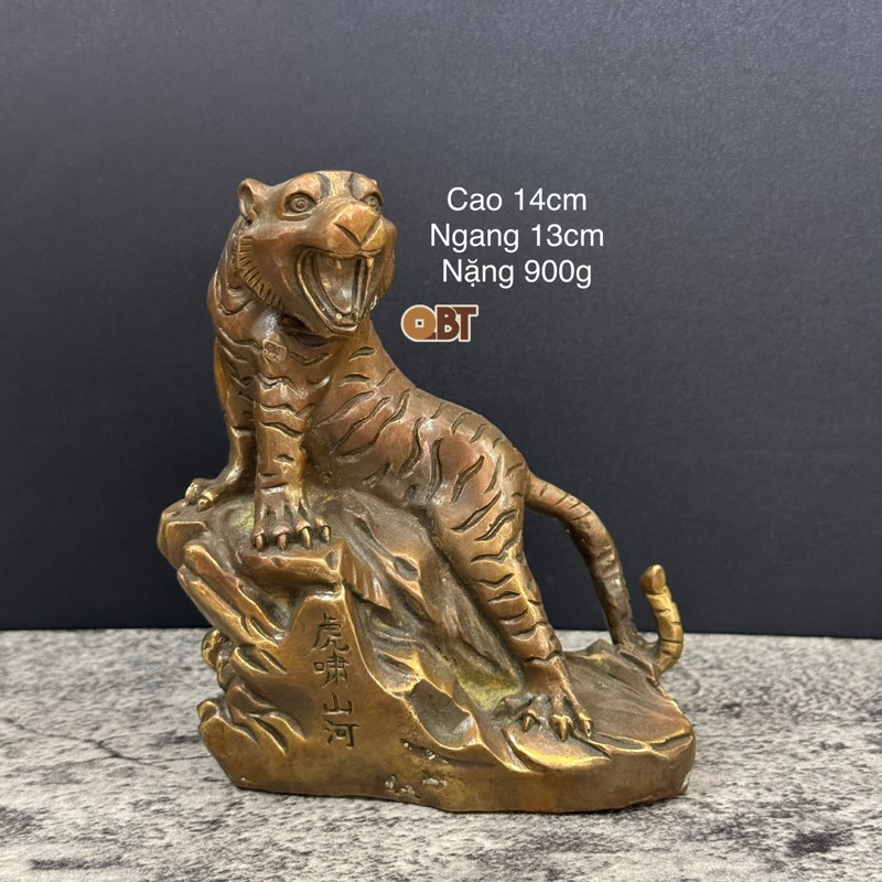 Con cọp ( hổ ) trên bệ đá bằng đồng