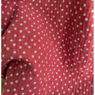 vải xô muslin 2 lớp hàng cây chính phẩm hoa nhí đỏ đô hot hit may váy áo,đồ bộ mặc nhà,giáng sinh,noen cho mẹ và bé