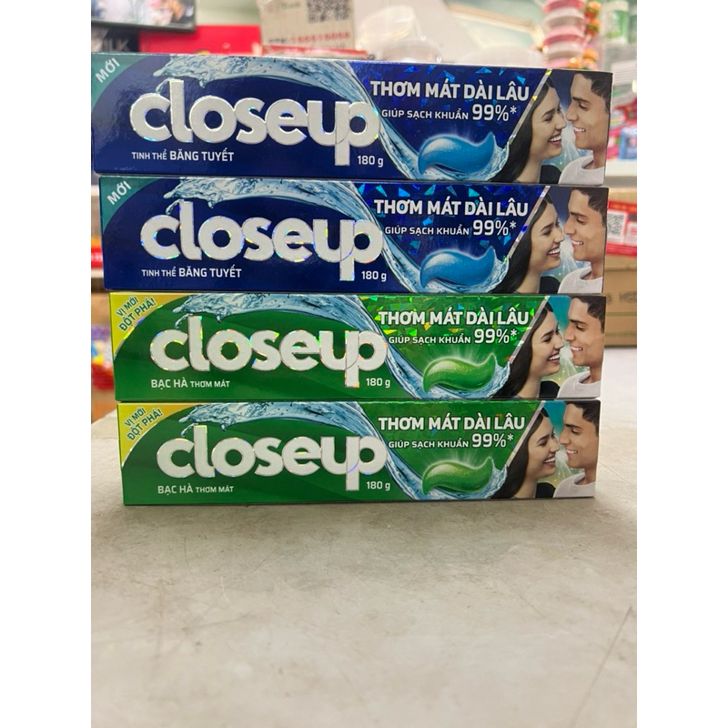 kem đánh răng Closeup