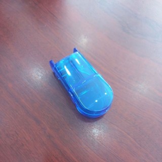 dụng cụ cắt thuốc