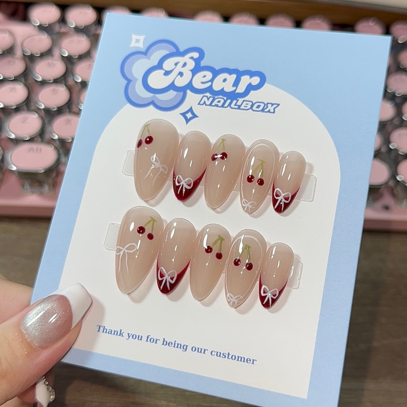 - Nailbox thiết kế thủ công sơn thạch vẽ hoạ tiết đơn giản