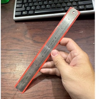 Thước sắt 20cm (Cây)