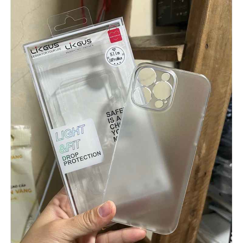 Ốp Likgus nhám bảo vệ cụm camera cho iPhone 16 Pro/ 16 Pro Max chống vân tay Full Box