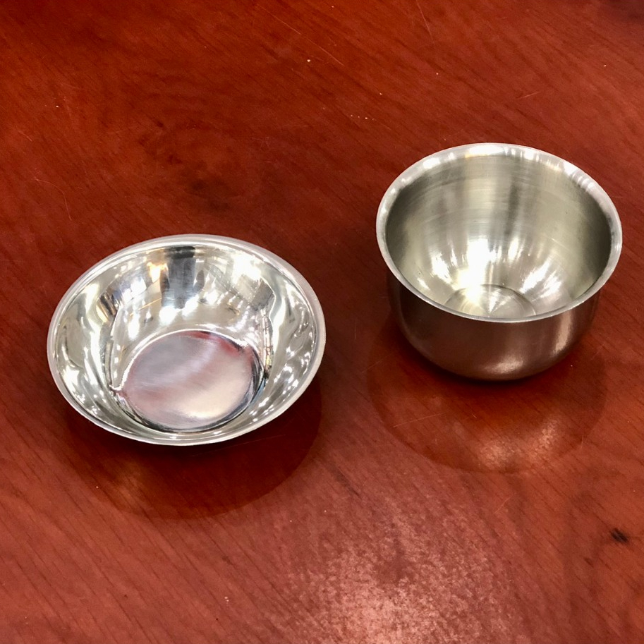 Chén inox y tế sâu/cạn