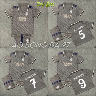 Quần Áo Bóng Đá Trẻ Em CLB Real Madrid Sân Khách 24/25 Xám Polo - Vải Mè Thái Cao Cấp