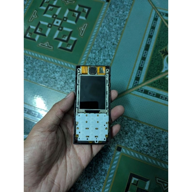Xác điện thoại Sony Ericsson T700 như ảnh