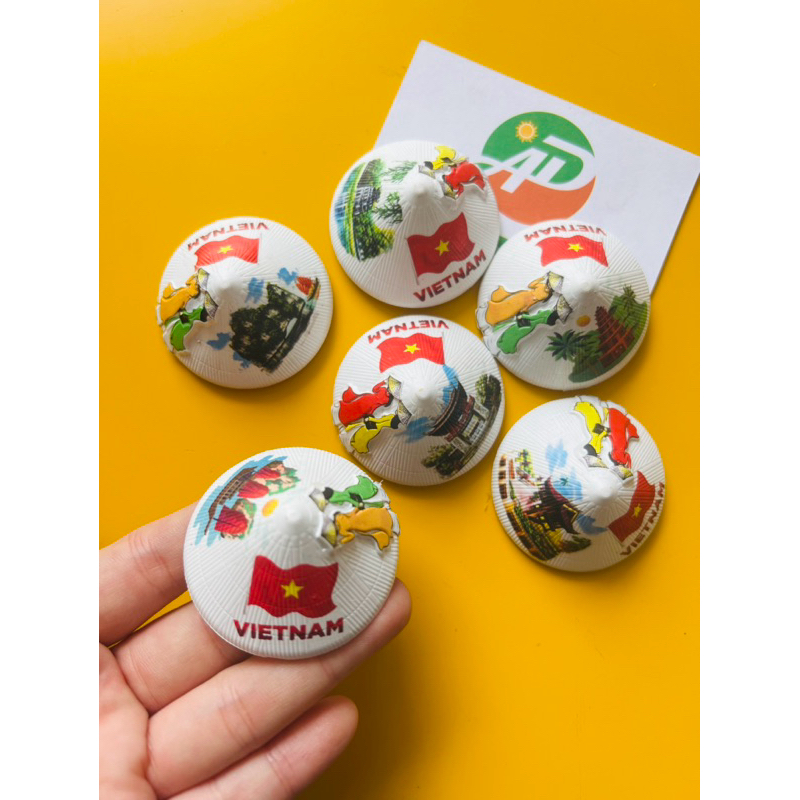 Hít Nón lá 5 cm Fridge Magnet (3 vị trí)