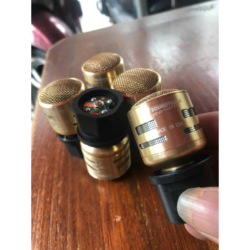 Củ micro cao cấp Coil Neo Soundtrack Pro700 (Hàng bãi Mỹ, tiếng hát sáng, trầm ấm, chống hú rít tốt)