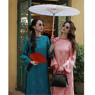 Áo Dài Gấm Tơ Dệt Thọ Dáng Suông 2 Tà Cổ Tròn, Áo Dài Tết Thiết kế Cúc Tàu Cao Cấp ( M29 )